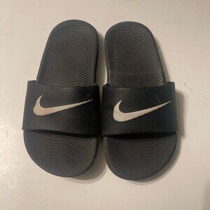 Nike Youth Black Slides